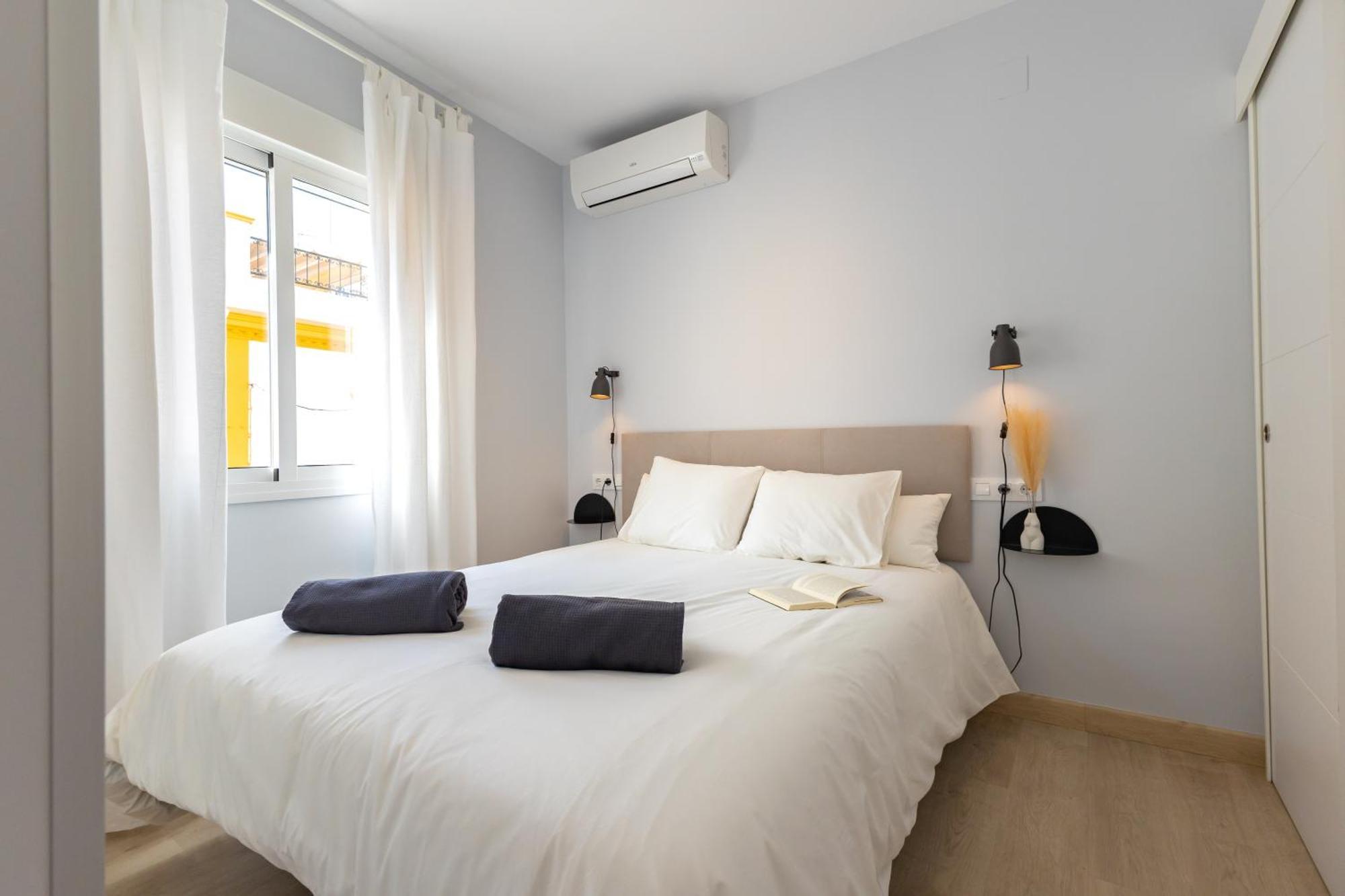 Charming 2 Bedroom Apartment At Iconic Triana Neighborhood By Ocityzen 세비야 외부 사진