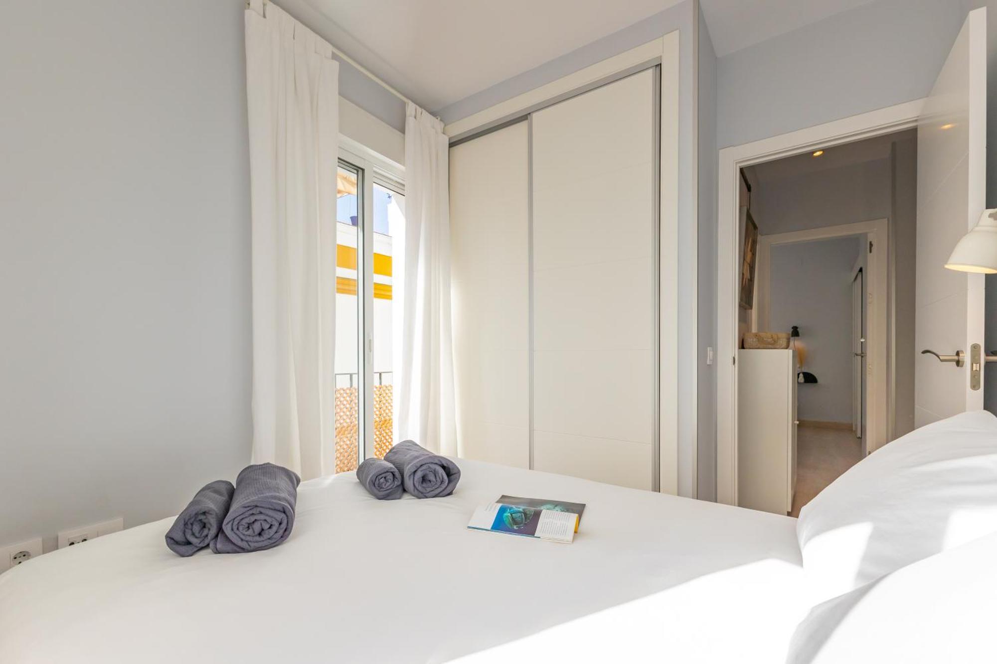Charming 2 Bedroom Apartment At Iconic Triana Neighborhood By Ocityzen 세비야 외부 사진