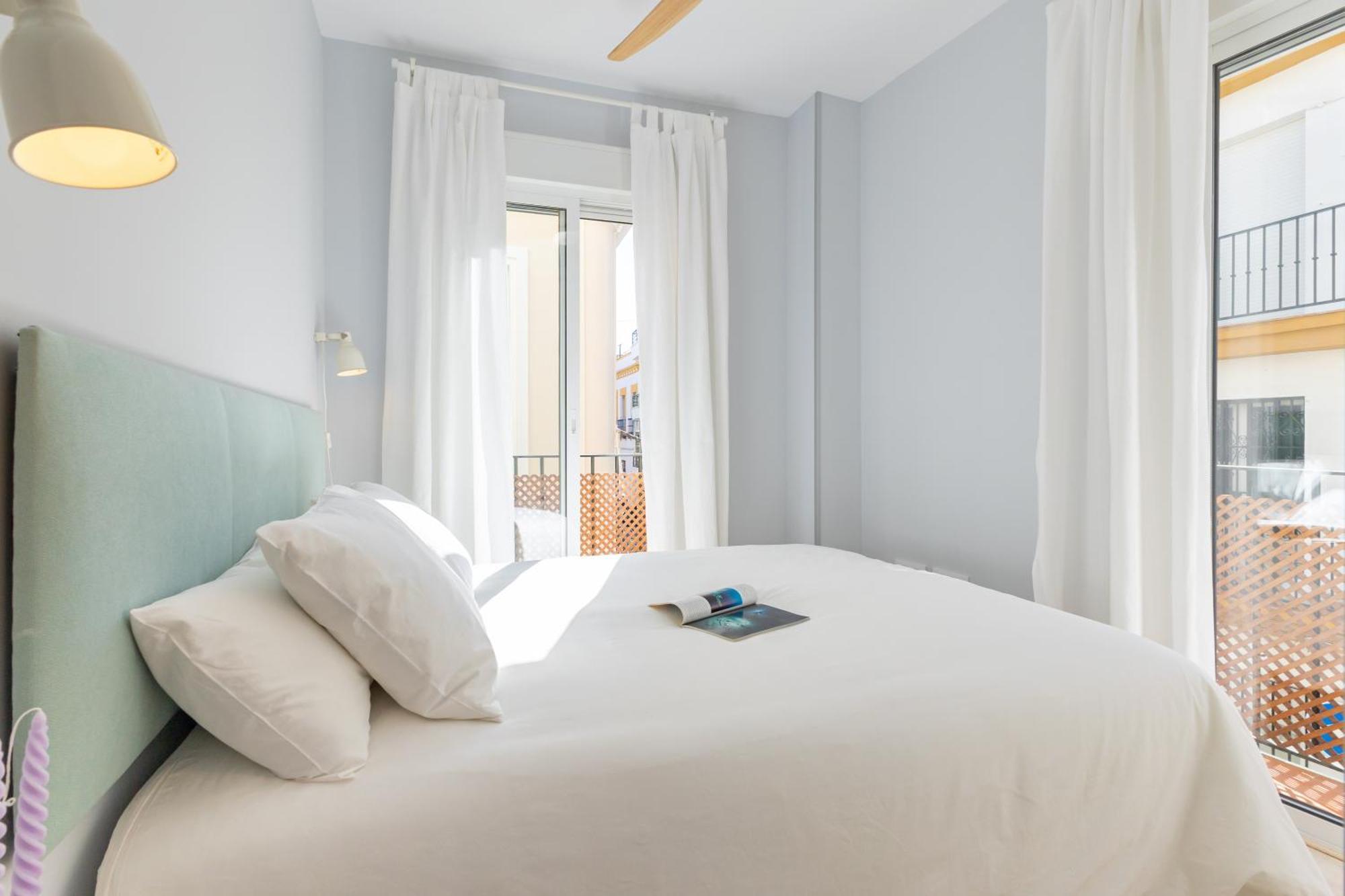 Charming 2 Bedroom Apartment At Iconic Triana Neighborhood By Ocityzen 세비야 외부 사진