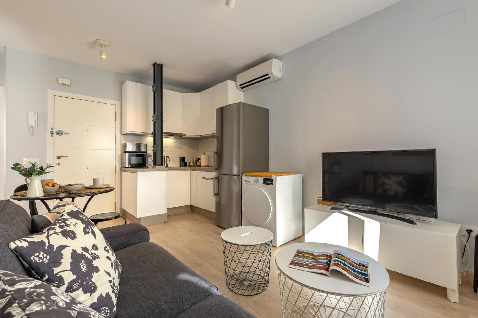 Charming 2 Bedroom Apartment At Iconic Triana Neighborhood By Ocityzen 세비야 외부 사진